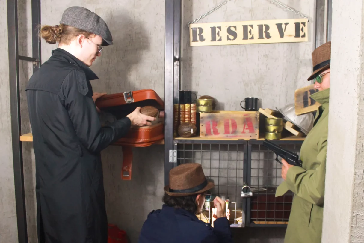 Des agents d'Opération Balkans, en sortie à Rennes