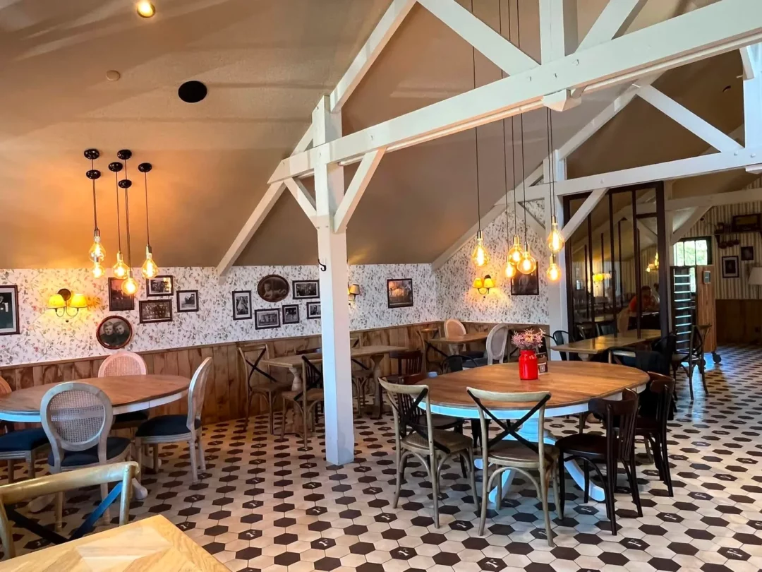 Espace à l’étage chez Feuillette Cesson-Sévigné pour un goûter d’anniversaire